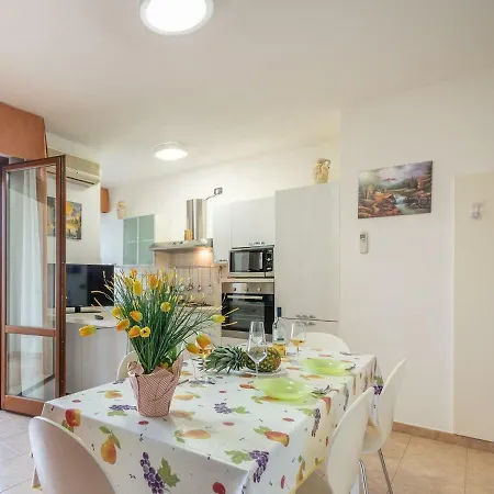 Locazione Turistica Trilo Gemelli 1 Apartament